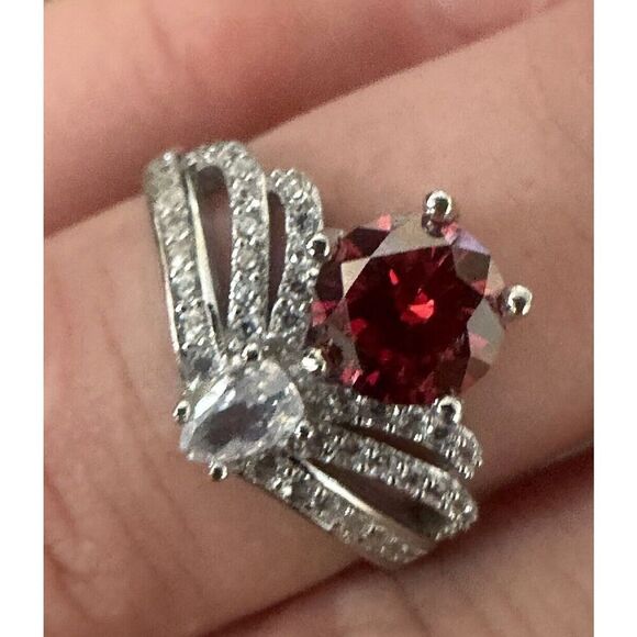 925 Sterling Silver 1 Ct Red Moissanite Adjustable Ring Floating Design - Picture 1 of 4